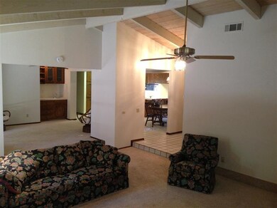 family room, dining room, eating area, entry