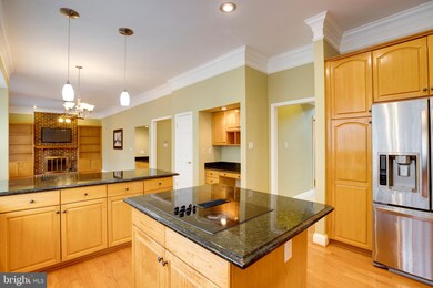 5905 Pocol Dr, Clifton, VA 20124 - photo 6