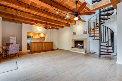 637 Alto St unit C, Santa Fe, NM 87501 - photo 2