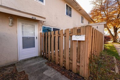 656 Cherry Ridge Rd, Columbus, OH 43228 - photo 3