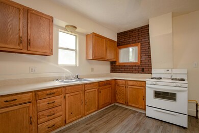 Holt_807WBrower-8
