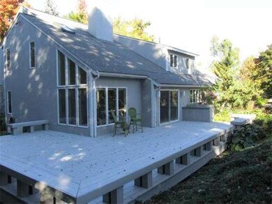 42 Whisper Dr, Worcester, MA 01609 - photo 5