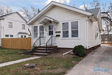 2041 Fairfax Rd, Toledo, OH 43613 - photo 4