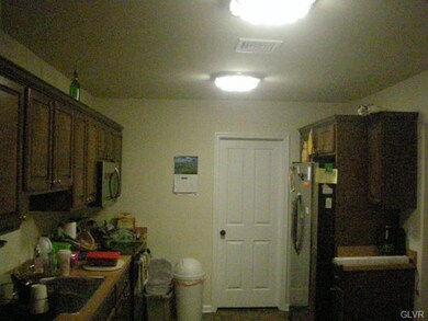 844 W Walnut St, Allentown, PA 18102 - photo 6