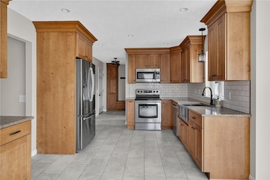 17 Birchmount Cir, West Henrietta, NY 14586 - photo 4