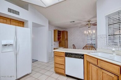 13023 Ballad-Kitchen and Brkfst Area -mo