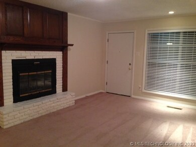 314 E Glenpool Blvd, Glenpool, OK 74033 - photo 3