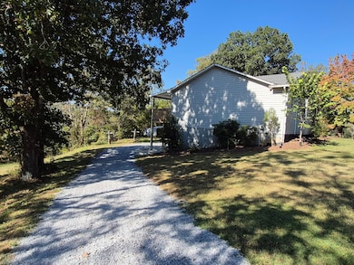 10048 Moneta Rd, Bedford, VA 24523 - photo 7