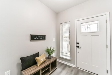 2519 Washington St unit 202, Waller, TX 77484 - photo 2