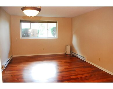 29 Custer St unit 6, Jamaica Plain, MA 02130 - photo 4