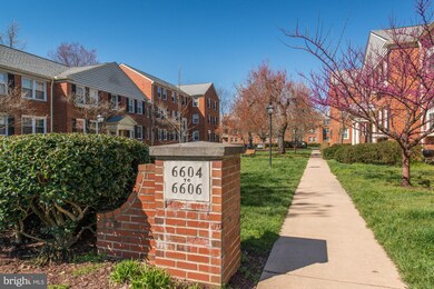6604 Boulevard View unit J, Alexandria, VA 22307 - photo 3