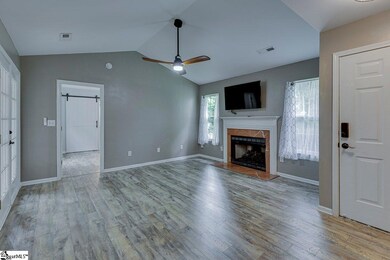 27 Enoree View Dr, Greer, SC 29650 - photo 2