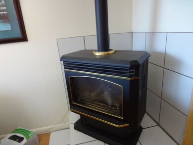 1626 SE Oar Dr, Lincoln City, OR 97367 - photo 7