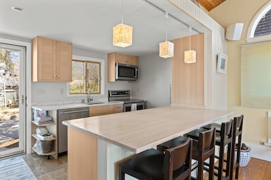 22-web-or-mls-30-mechanic-street