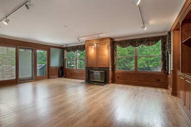 118 N Elm Ave, Elmhurst, IL 60126 - photo 4