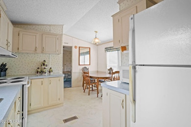 1090 Joy Meadows Cir, Bonifay, FL 32425 - photo 7