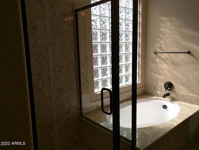 249 E Horseshoe Dr, Chandler, AZ 85249 - photo 7