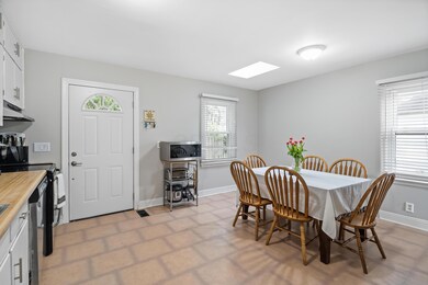345 N Cassingham Rd_MLS_09