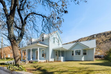 94 N Toquerville Blvd-J Peart-42