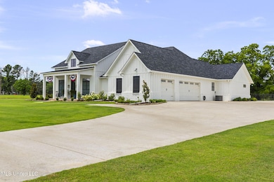 4-web-or-mls-113 Belle Chasse-4