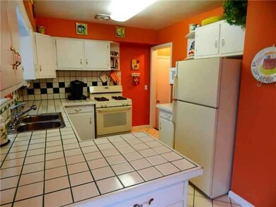 2323 Lehman Ave, Toledo, OH 43611 - photo 5