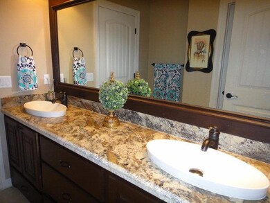 2207 W Rhin Dr, Edinburg, TX 78539 - photo 6