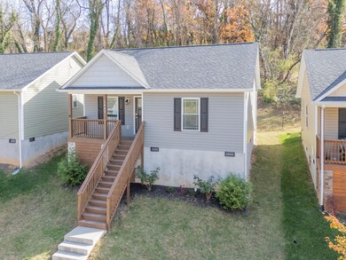 1443 Varnell Ave NE, Roanoke, VA 24012 - photo 3