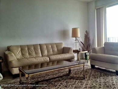 1701 S Flagler Dr #1908 Living Room