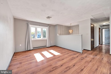 1105 Showers Ln, Reading, PA 19605 - photo 6