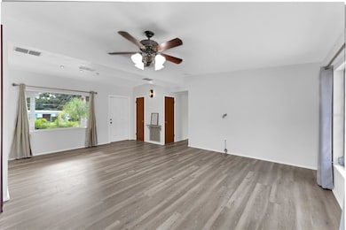 445 17th St NE, Winter Haven, FL 33881 - photo 2