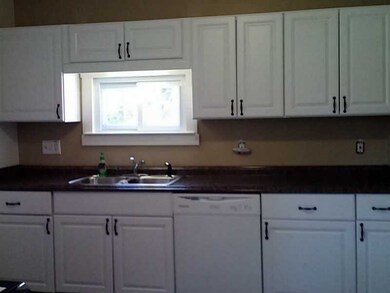 Kitchen. 520 Grant