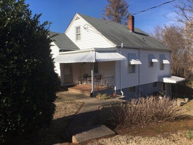 Back View w/porch
