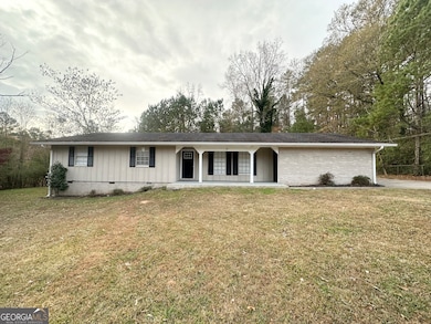 4395 Stonewall Tell Rd, Atlanta, GA 30349 - photo 2