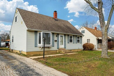 419 Deerfield Rd 003