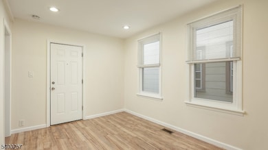 157 W 2nd Ave, Roselle, NJ 07203 - photo 5