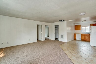 486 Manzanita Ln, Redding, CA 96002 - photo 6