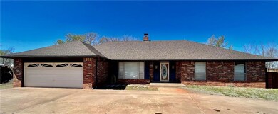 808 S 3rd St Cheyenne, OK