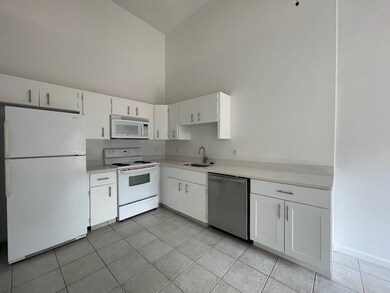 332 Lafayette St unit 2, Salem, MA 01970 - photo 2