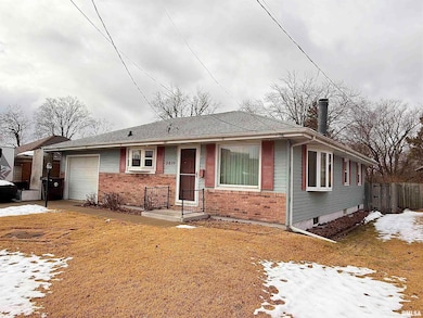 3611 N Avalon Place, Peoria, IL 61604 - photo 2