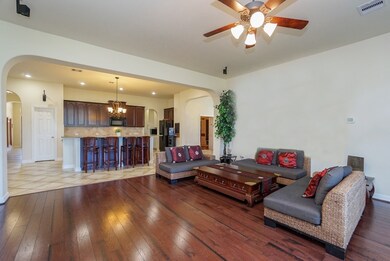 1919 Amber Trail Ln, Richmond, TX 77469 - photo 5