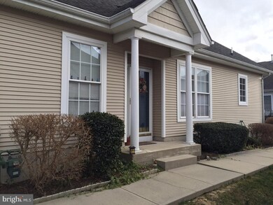 9 Mockingbird Dr, Trenton, NJ 08690 - photo 2