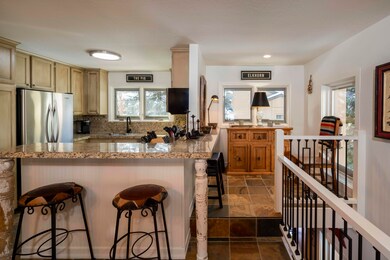 Kitchen & Nook