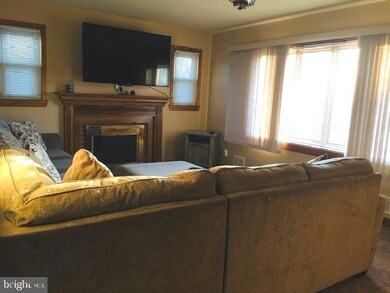 313 Newfield Rd, Glen Burnie, MD 21061 - photo 5