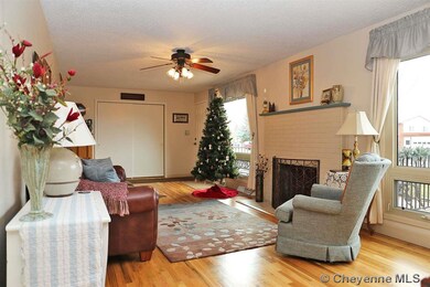 907 Baldwin Dr, Cheyenne, WY 82001 - photo 4