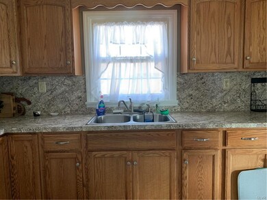 914 Oplinger Rd, Allentown, PA 18106 - photo 5