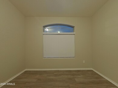 6_pc_pyGKNH2Oc8_UAXKxE37Mt_layout_1