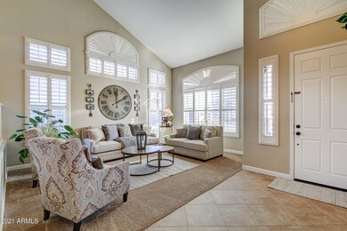 284 W Bluebird Dr-40