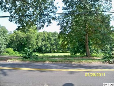 523 W Front St, Statesville, NC 28677 - photo 5