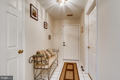 8807 Stone Ridge Cir unit 204, Pikesville, MD 21208 - photo 5