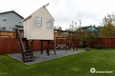 7_Exterior_Playset